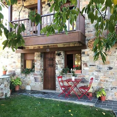 Casa Rural Magdalena Espinareda de Vega Luaran gambar