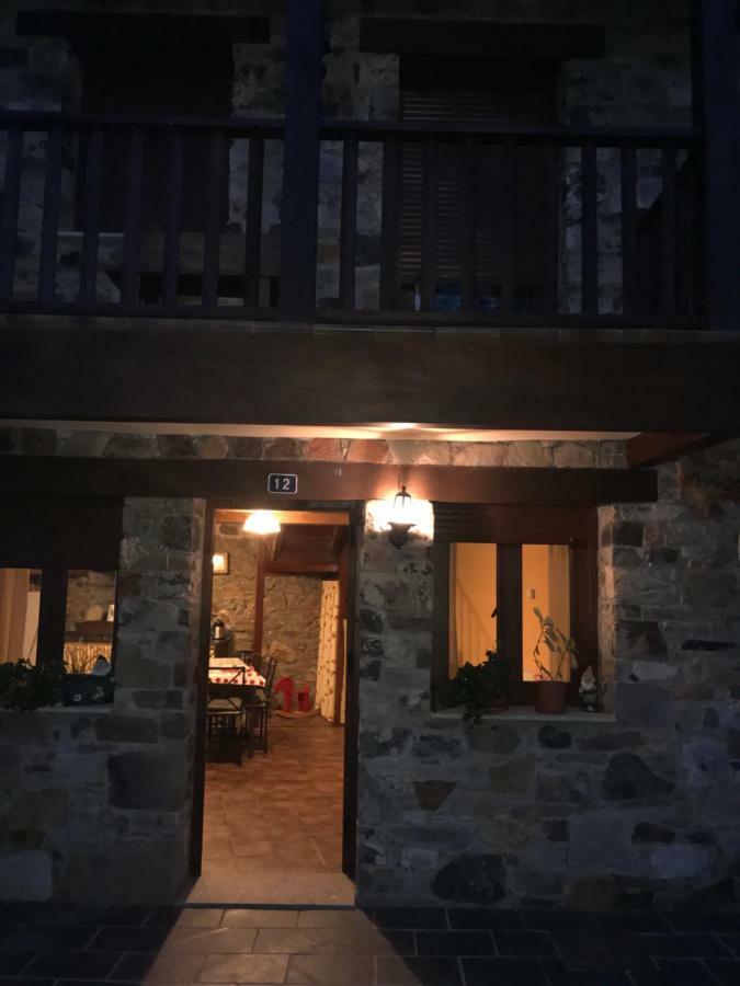Casa Rural Magdalena Espinareda de Vega Luaran gambar